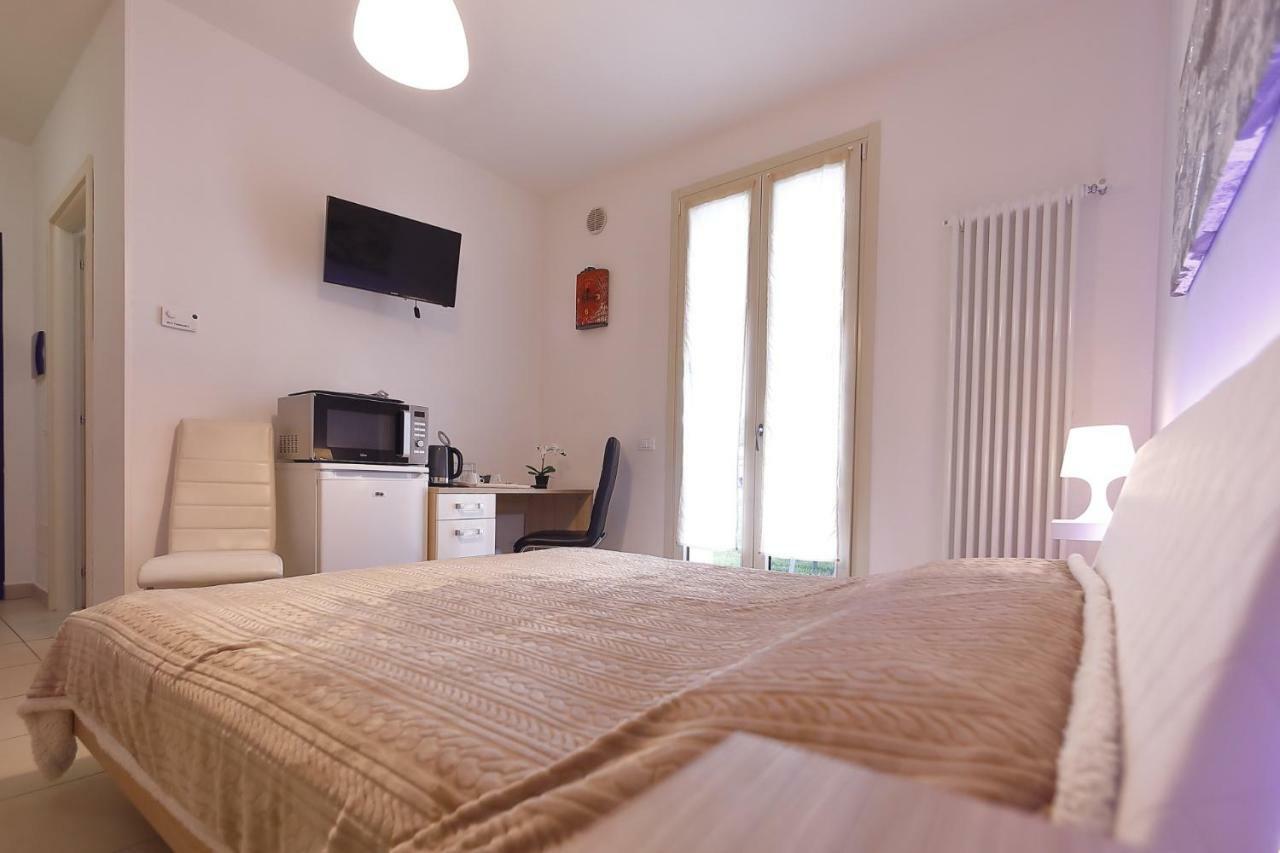 Hotel Nuovo Laghetto Del Frassino Peschiera del Garda Esterno foto
